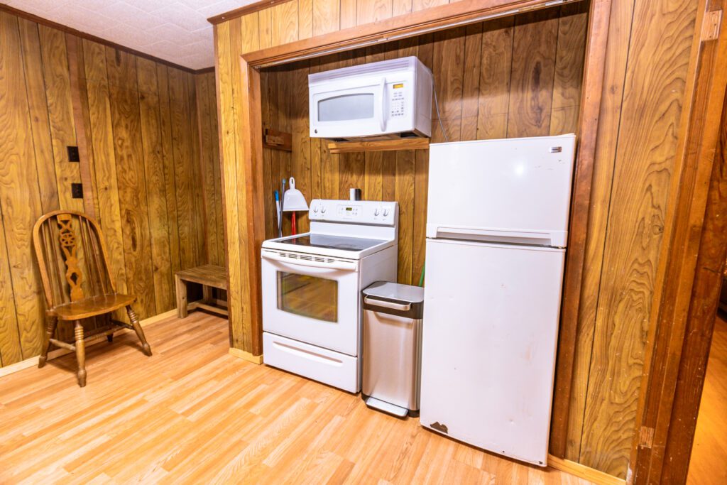 The Arlin Hays Tiny Home in San Augustine - Full Kitchen